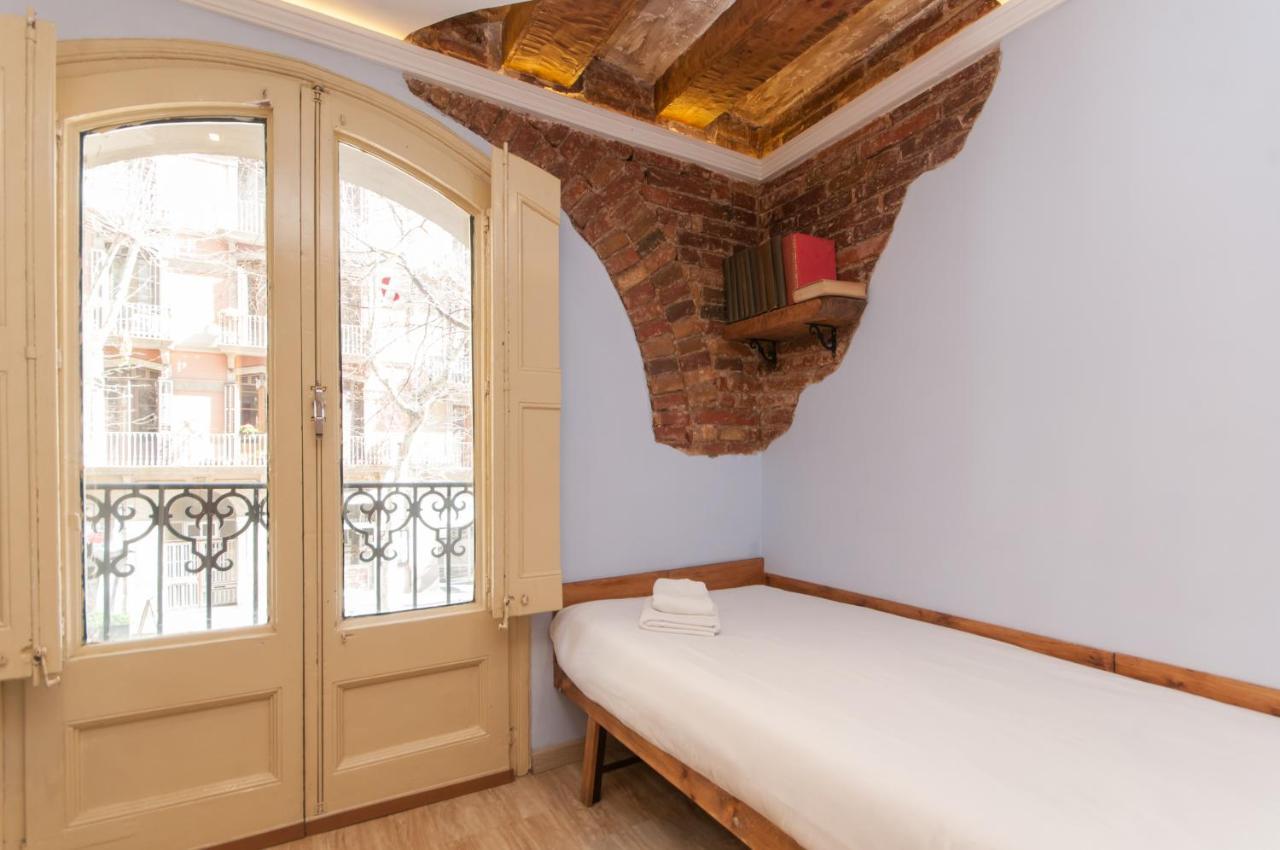 Apartment Homenfun Eixample I Barcelona